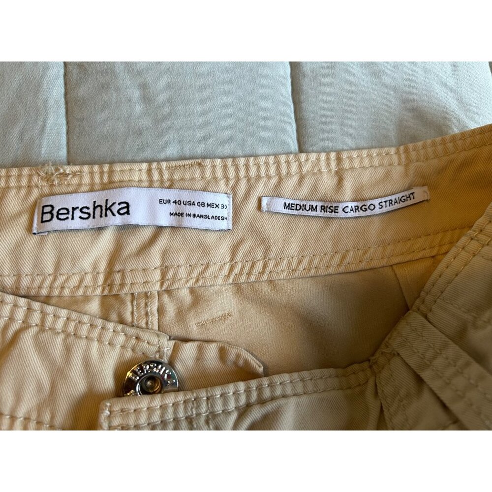Bershka Mens Cargo Pants 40 30 Khaki Beige Straight Leg Medium Rise Utility Pock - Picture 8 of 15